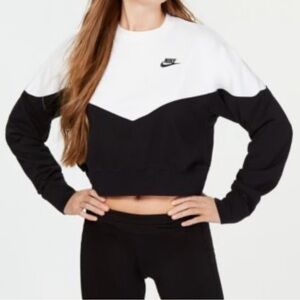 Nike Women's Monochrome Chevron Sweatshirt